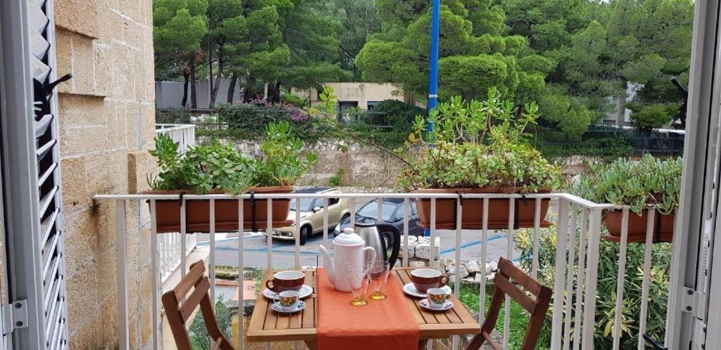 Ashur Apartments Мондело Екстериор снимка